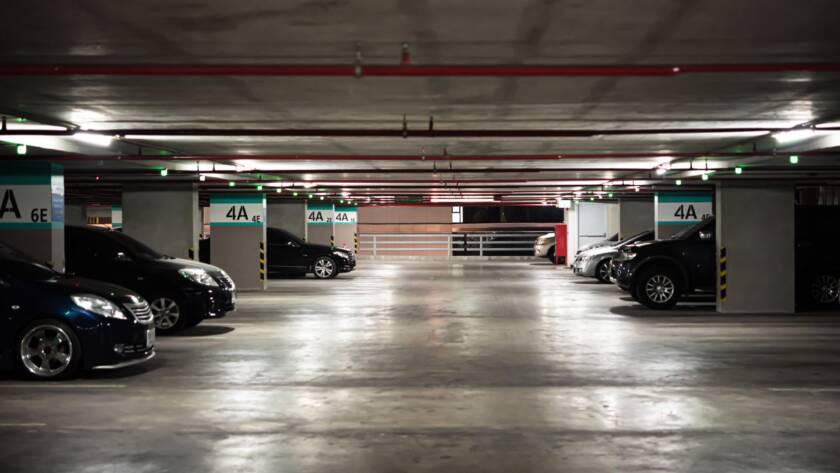 Navigating thе Complеxitiеs of Urban Parking with Smart Managеmеnt Systеms